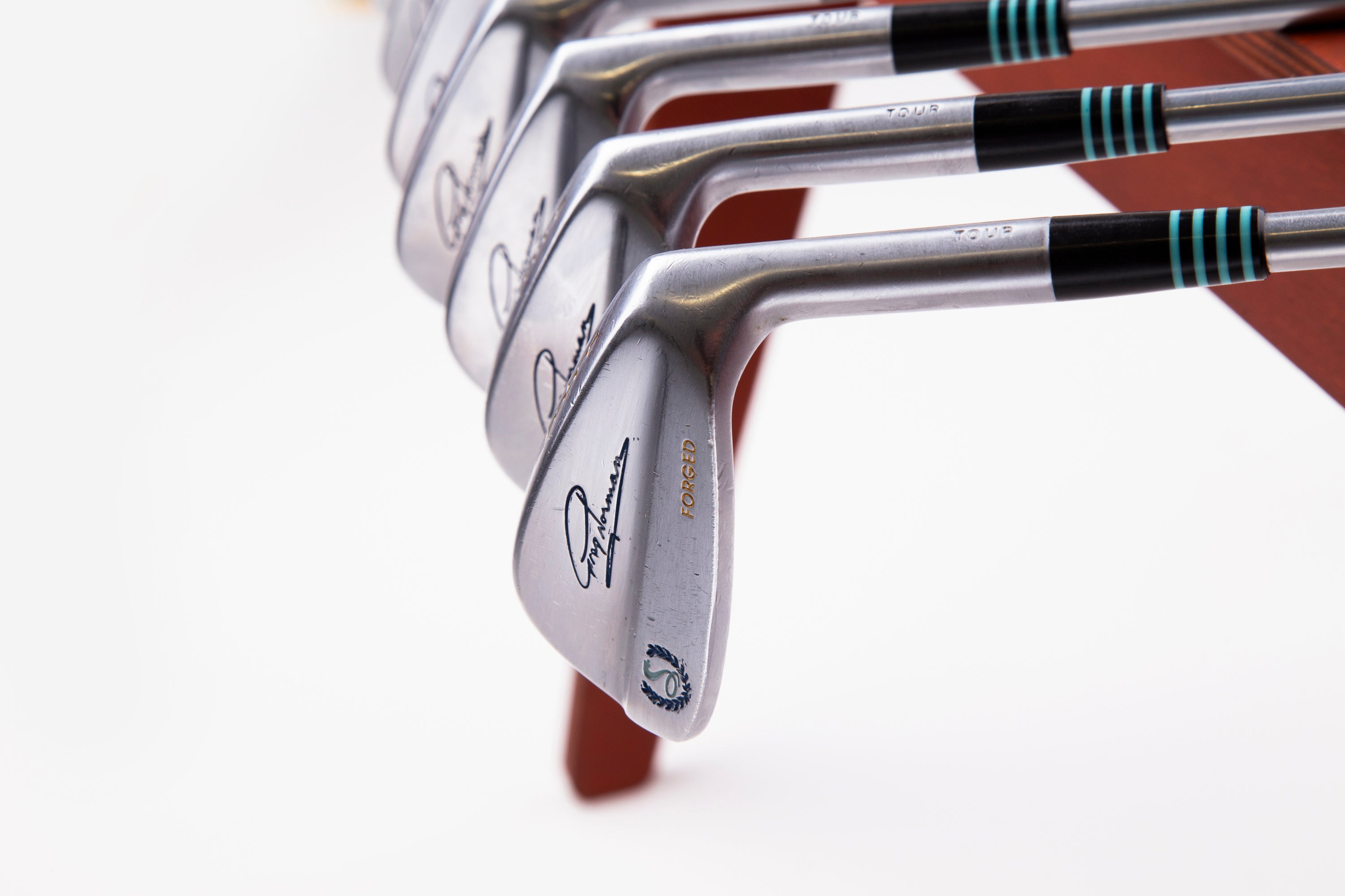 Sounder Golf | Sounder Golf | Club Collection | Great White Don Blades | Golf Clubs