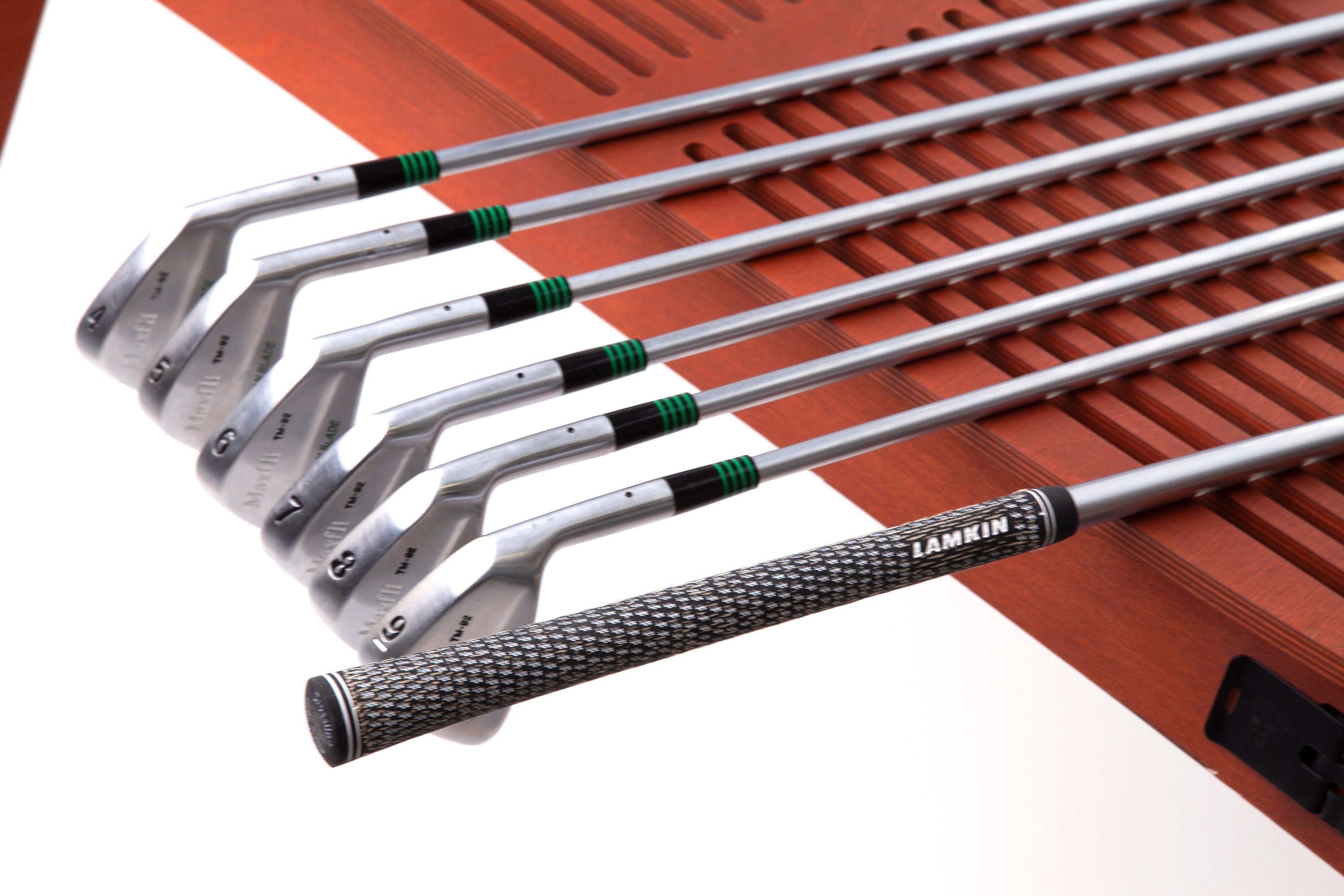 Sounder Golf | Sounder Golf | Club Collection | Aussie Rules | Golf Clubs