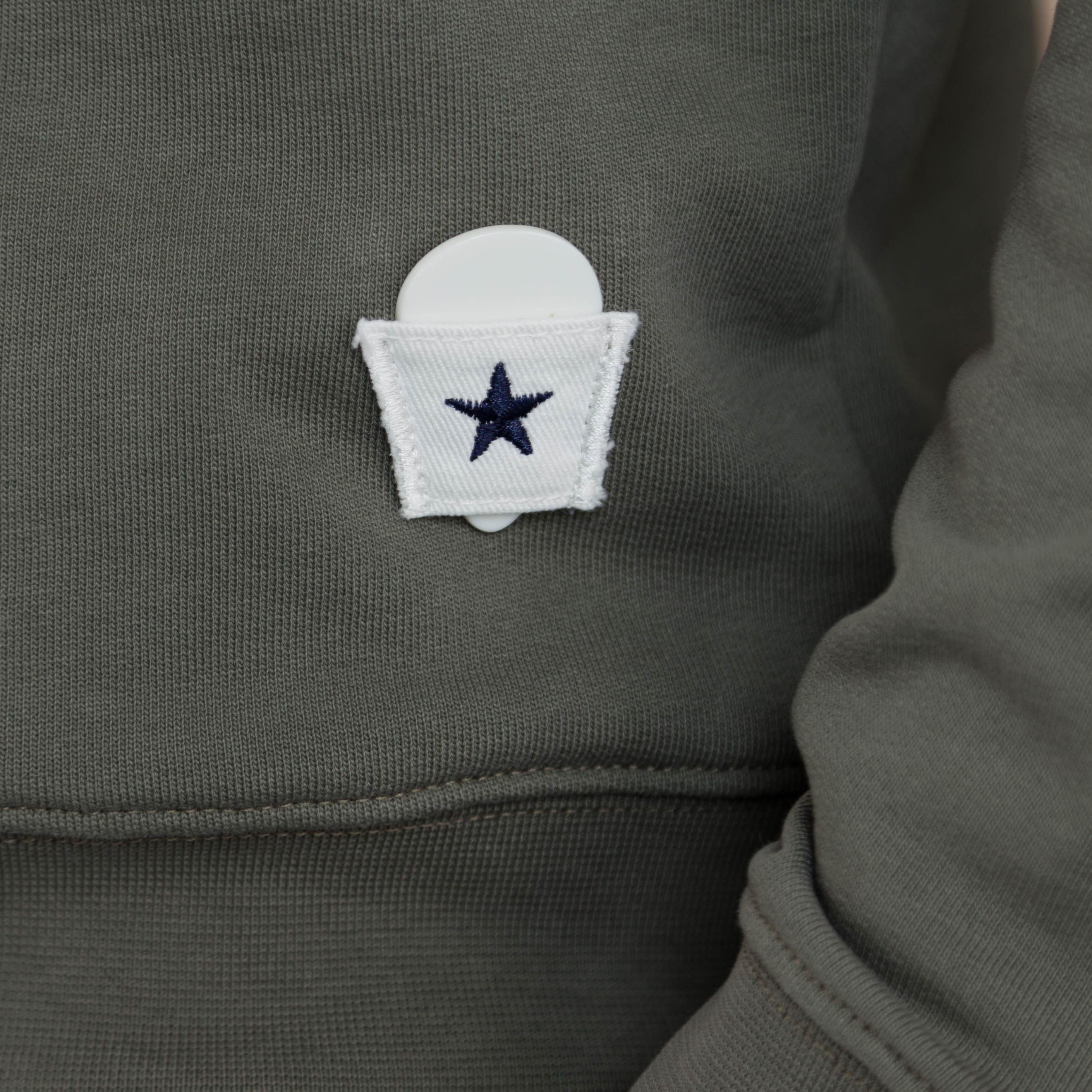 Sounder Golf | Sounder Golf | Clothing | Sweats| Raglan Star Sweat - Olive | Knits & Sweats