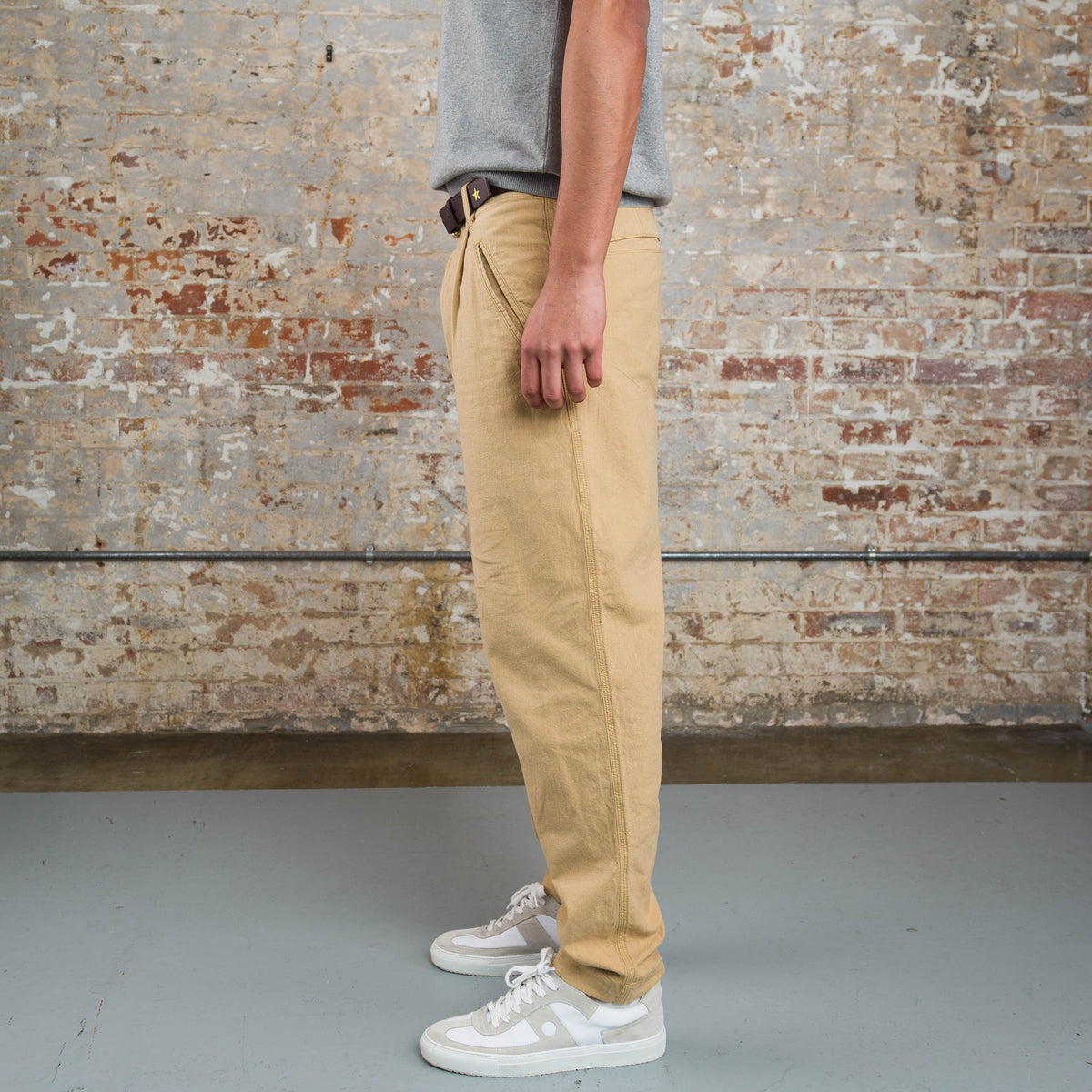 Sounder Golf | Sounder Golf | Clothing | Trousers | Good Walk Chino - Tan Linen | Trousers & Shorts
