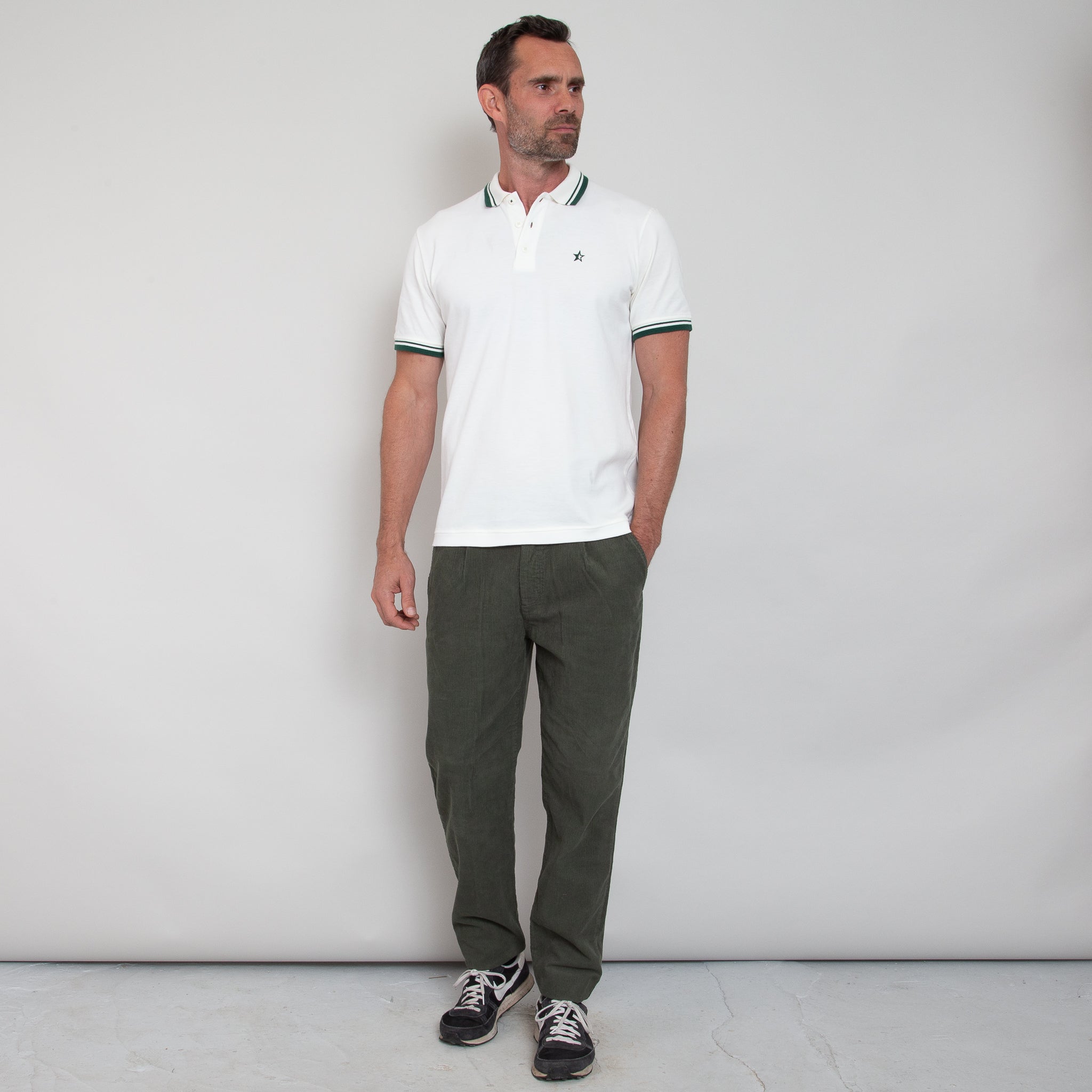 Sounder Golf | Sounder Golf | Trousers | Strider Cord in Olive | Trousers & Shorts