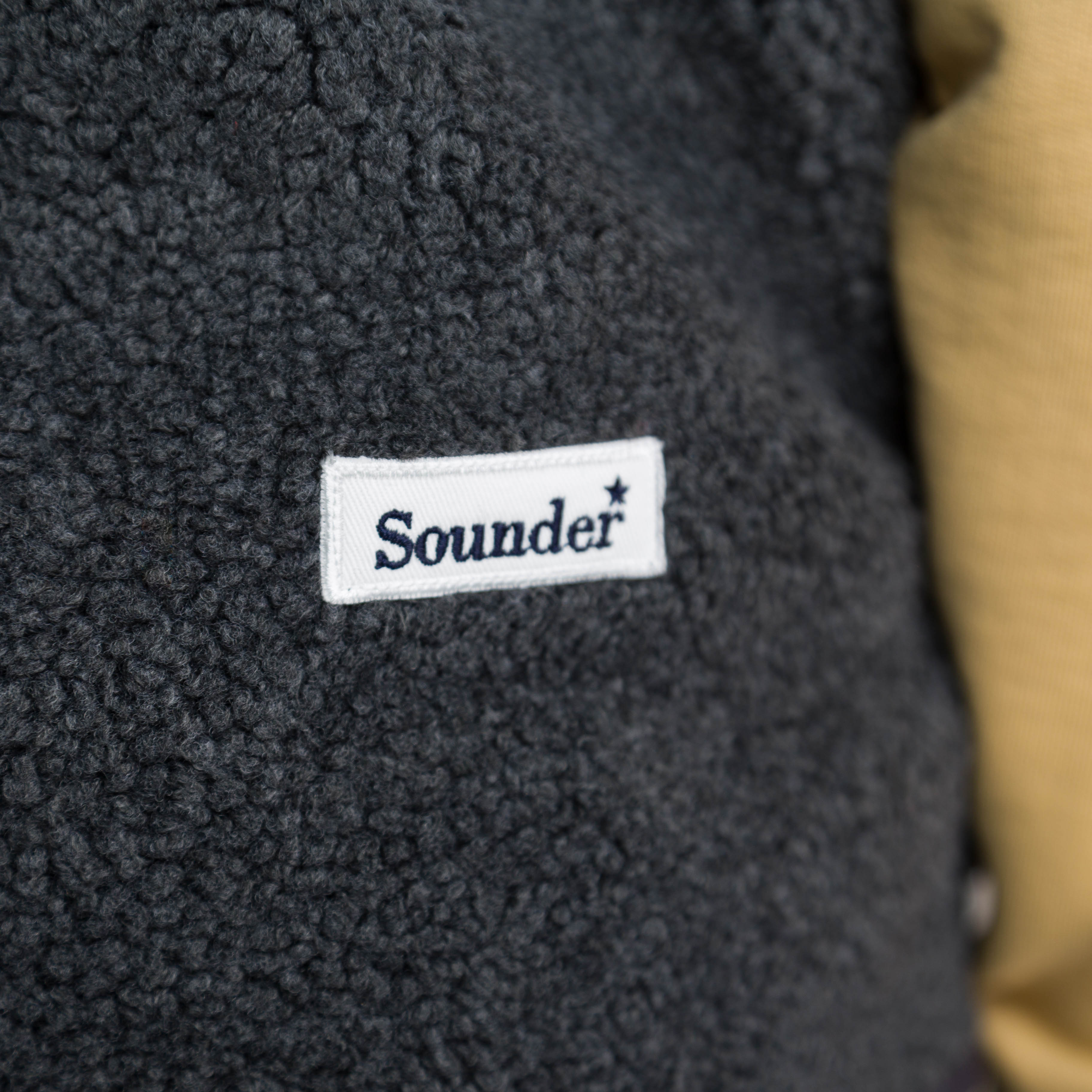 Sounder Golf | Sounder Golf | Clothing | Fleeces | Himalayas Overhead Gilet - Charcoal | Outerwear